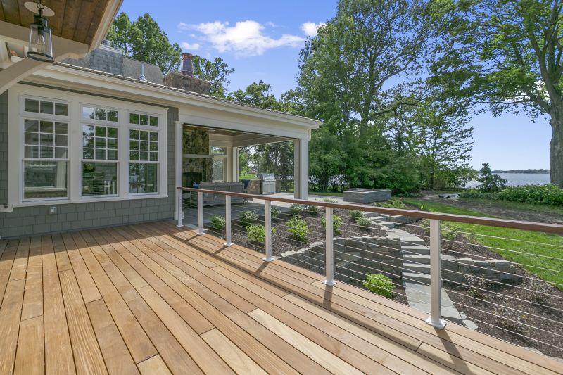 Deck Railing Installation in Conroe, TX
